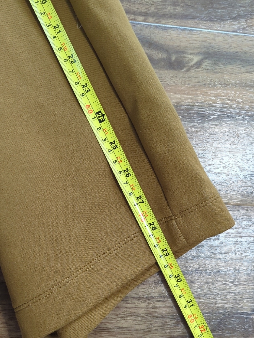 Uniqlo Comfy Ankle Barrel Pants - Picture 8 of 8